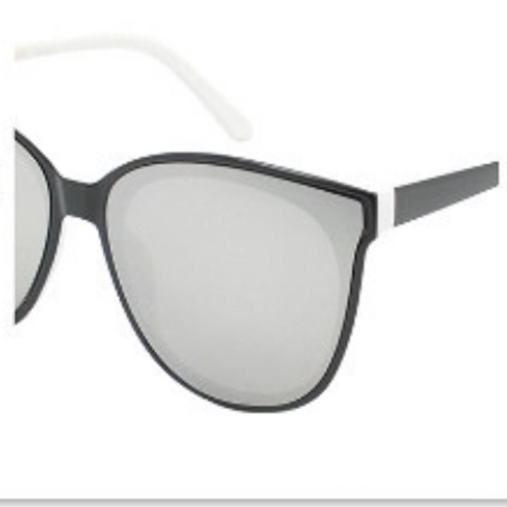 High-Fly Fashion - Aviator