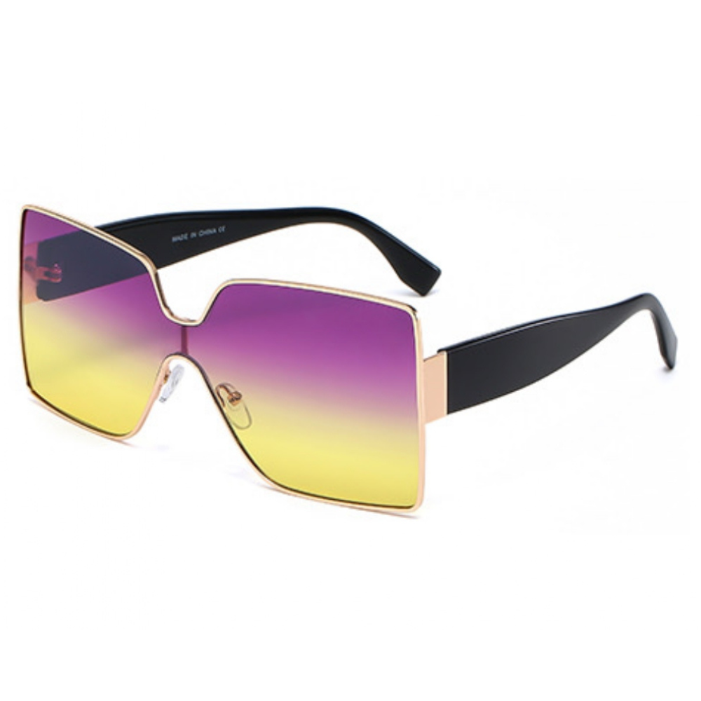 Stylish Statement - Oversized